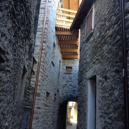 Casa In Borgo * Caspoggio